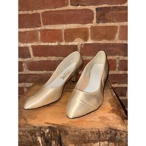 Dolce By‎ Pierre Gold Satin Kitten Heel Pumps Womens Shoes